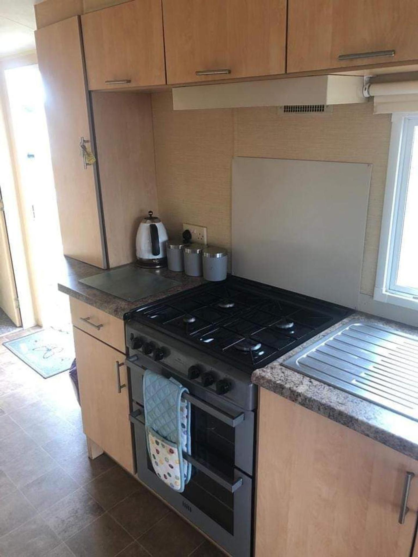 Adorable 2 Bedroom Caravan In Clacton-On-Sea Luaran gambar